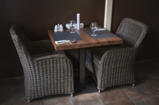 Masă din lemn de stejar Modesto | 800x800x53mm | Made in Czech č.1