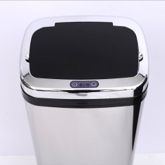 Coș de gunoi automat 50 l č.2